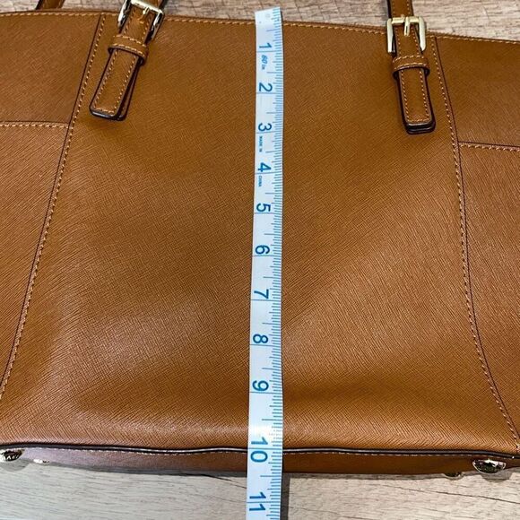 Michael Kors Womens Jet Set Zip Saffiano Leather Tote Shoulder Bag Brown Medium - Picture 11 of 12